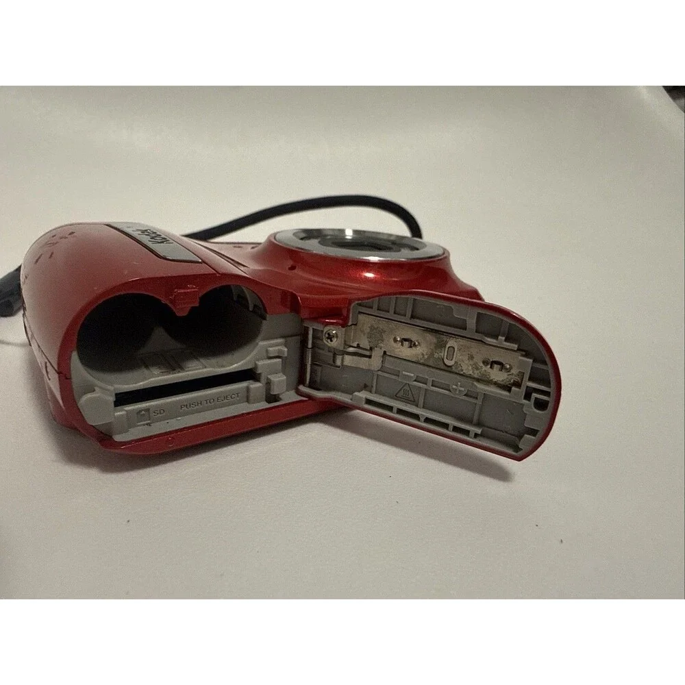 NO POWER Kodak EasyShare C142 10.1MP Digital Camera - Red